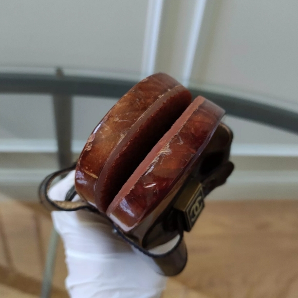 Chanel CC Logo 40/8.5 Parent Leather Buckled Slide Sandals 40/8.5 Dark Brown - Picture 10 of 15